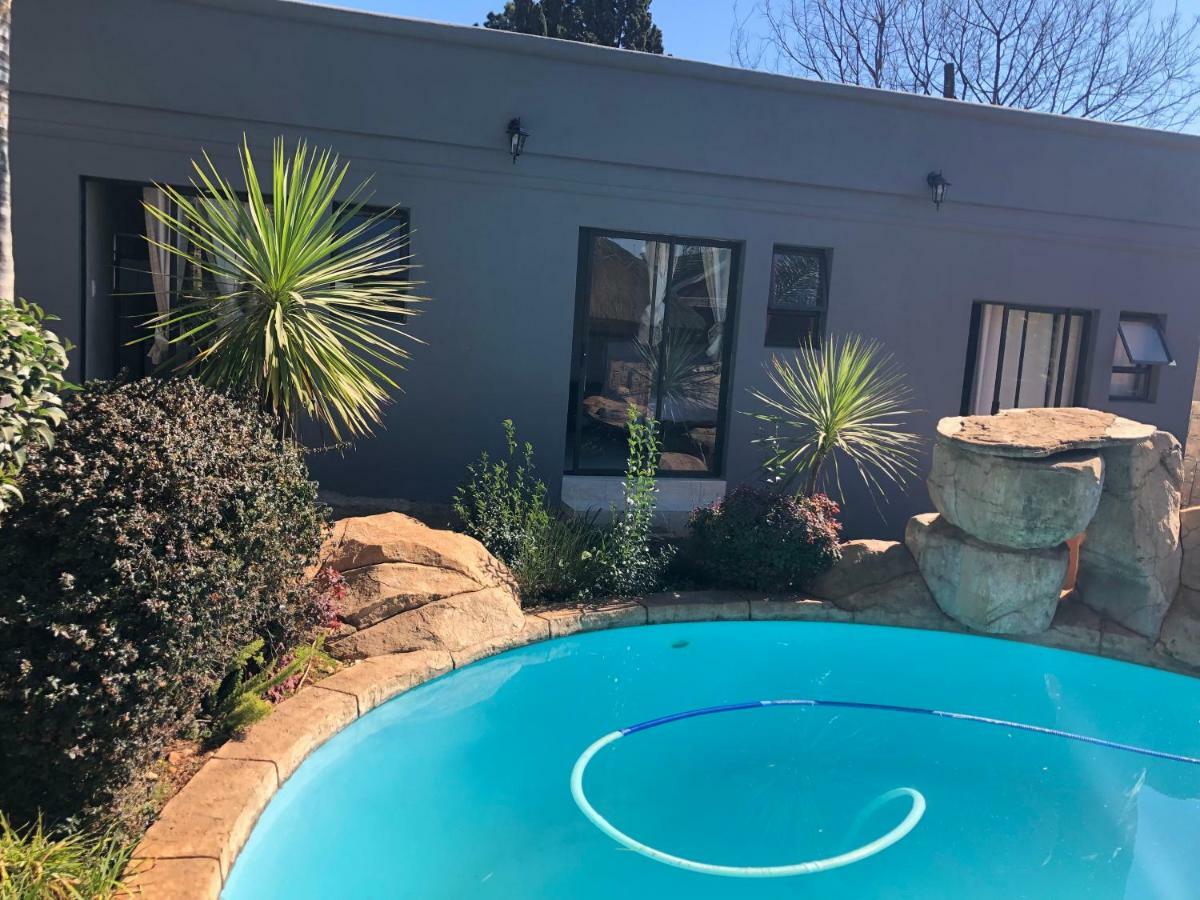 Budget Stay Kempton Park Extérieur photo